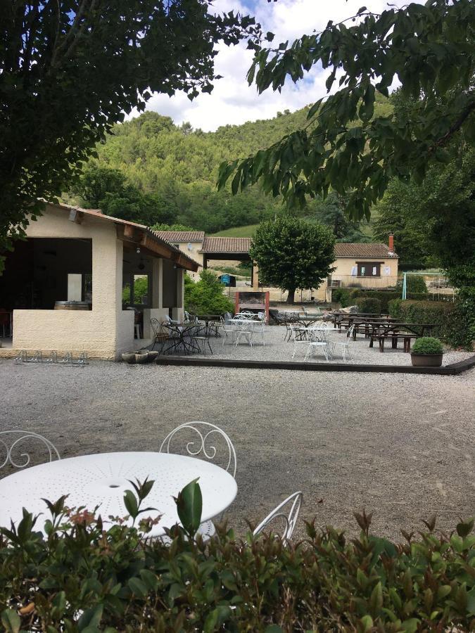 Condorcet Camping Le Chambron מראה חיצוני תמונה